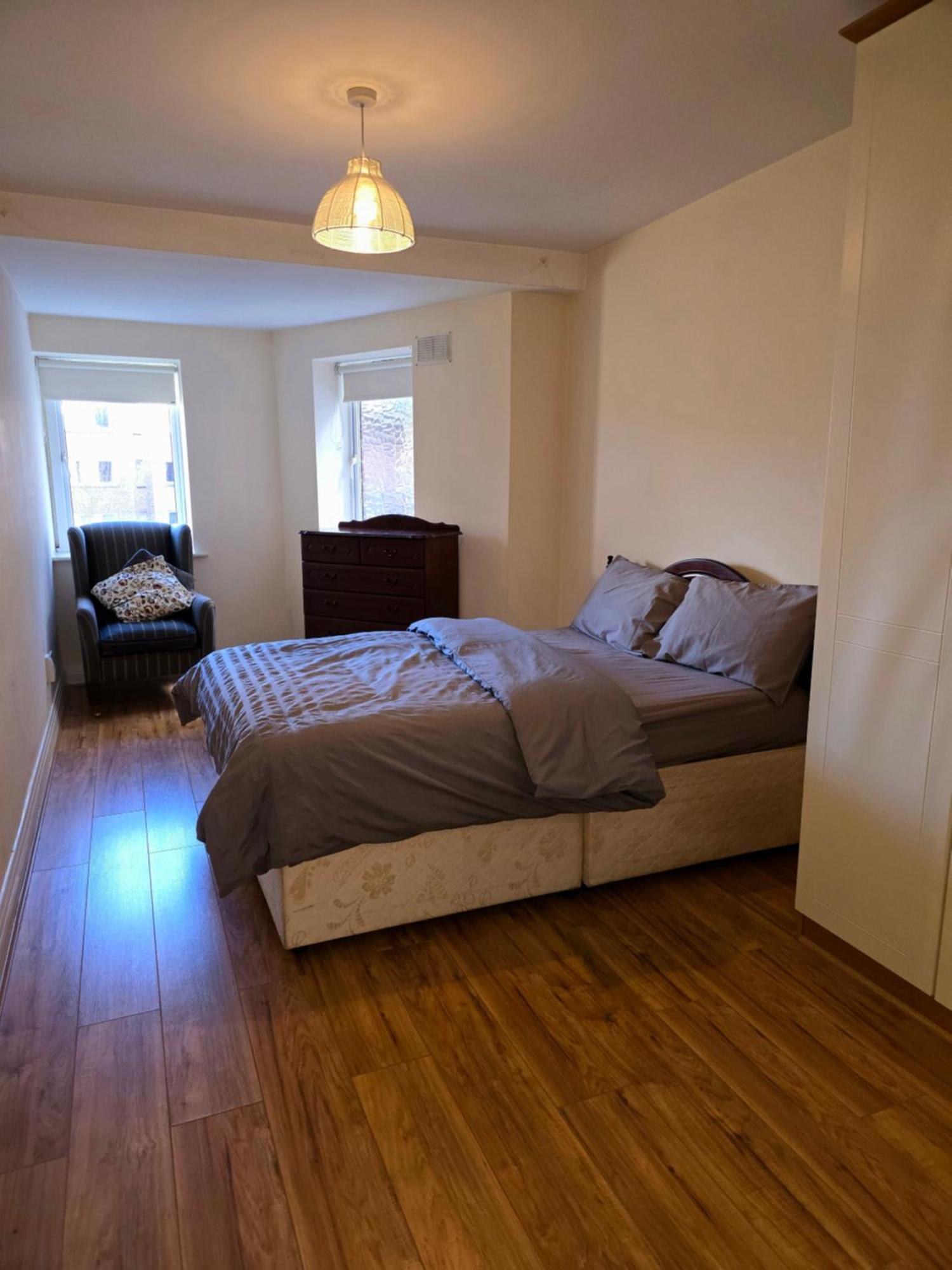 Gracian Omb Dublin Apartment Buitenkant foto